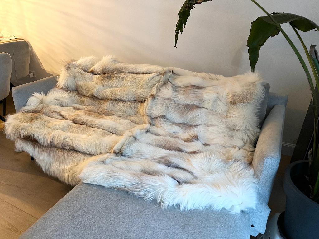 Bontdeken bont plaid warme deken, Huis en Inrichting, Woonaccessoires | Plaids en Woondekens, Ophalen, Zo goed als nieuw