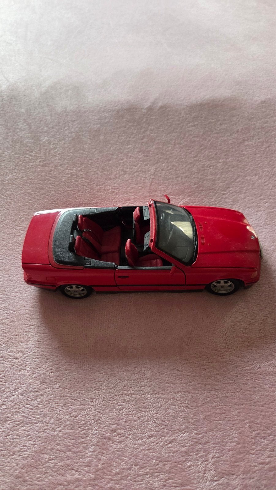 Maisto BMW 325i Cabriolet (E36) Schaalmodel 1:18 Rood, Verzenden, Maisto