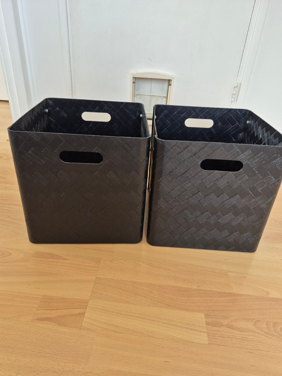 Doos zwart  Bullig Ikea, Ophalen, Zwart