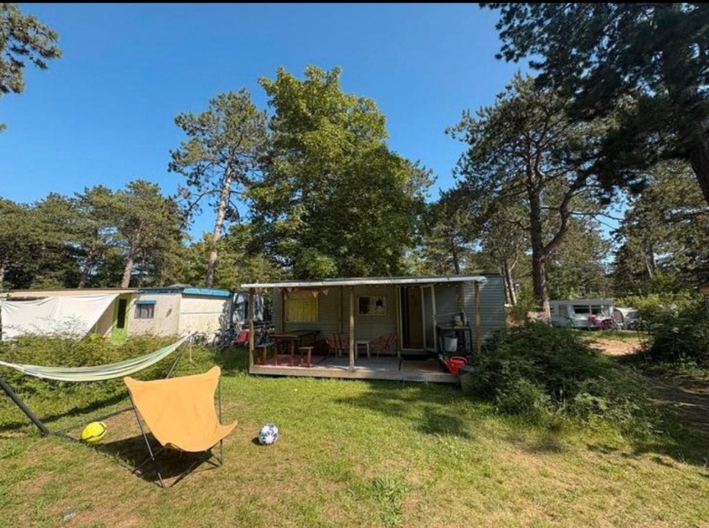 Stacaravan Camping Bakkum - rustige gezinsplek (4p), Caravans en Kamperen, Verhuur