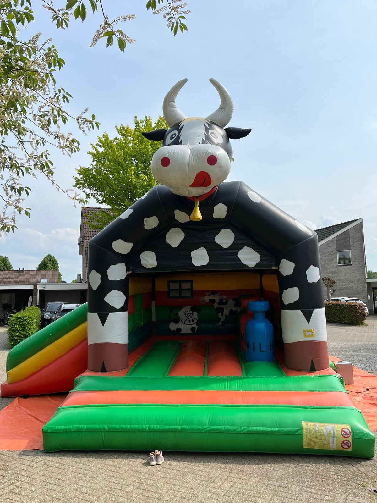 Huur: multiplay springkussen koe, Ophalen, Nieuw