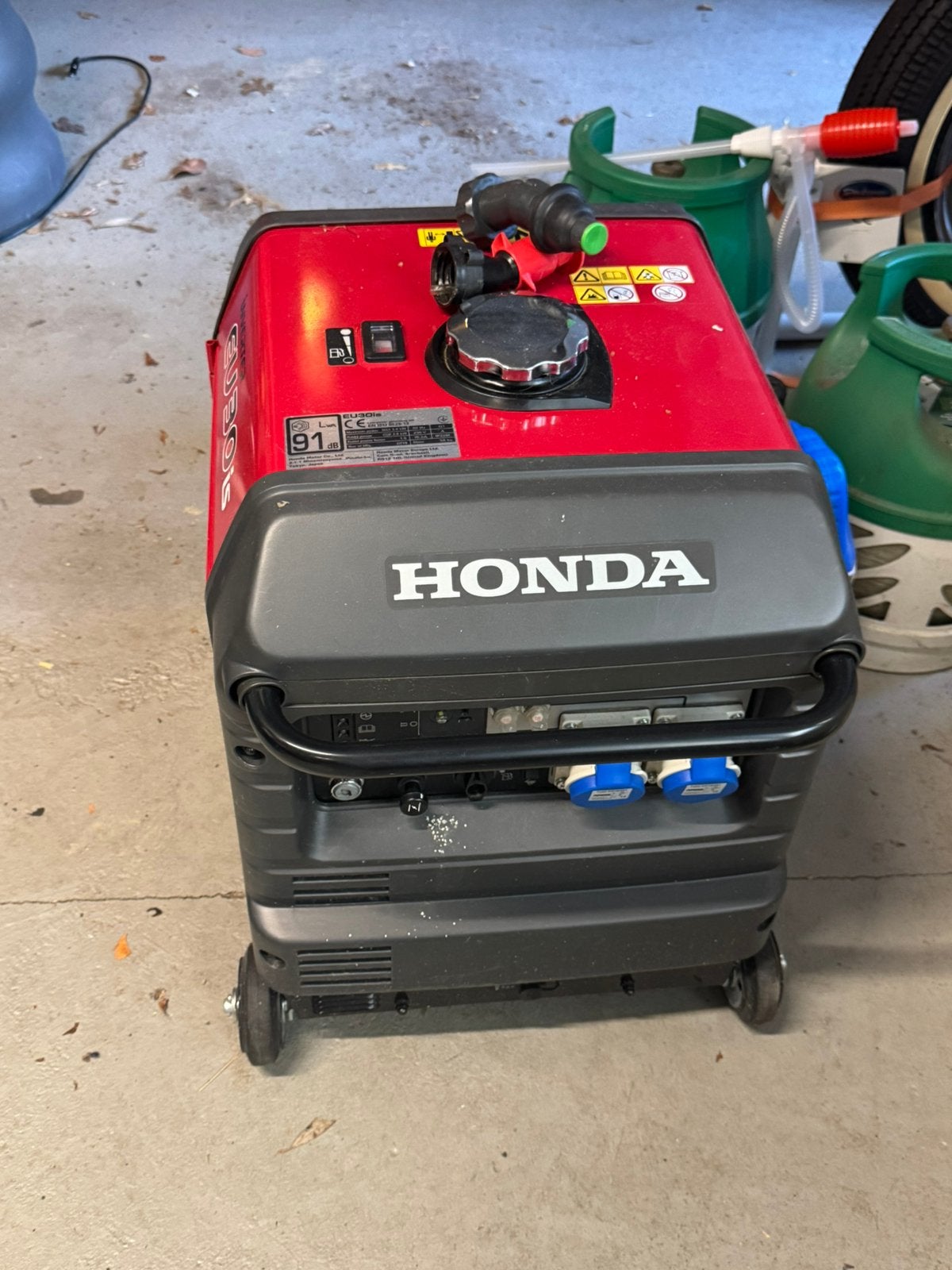 Honda EU30is aggregaat (generator), Ophalen, Zo goed als nieuw, Minder dan 5 kVA, Benzine
