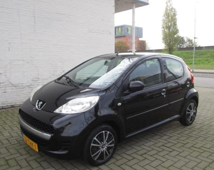 Peugeot 107 1.0 12V 5DR 2012 Zwart, Voorwielaandrijving, Euro 5, Stof, Zwart