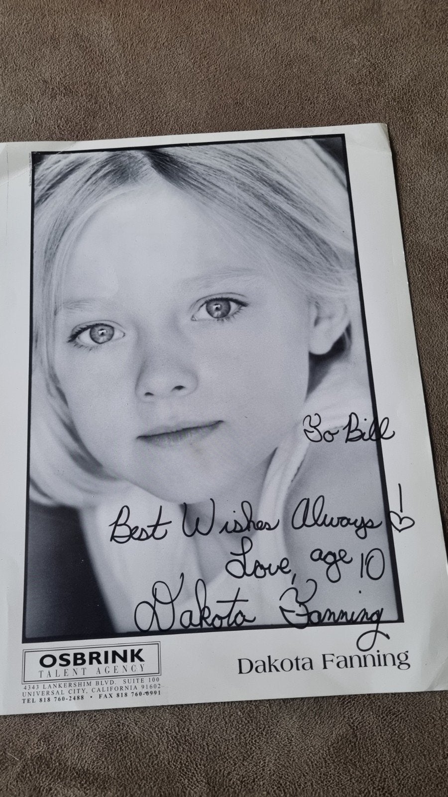 Gesigneerde foto Dakota Fanning (10 jaar oud), Gebruikt, 1980 tot heden, Foto, Ophalen of Verzenden