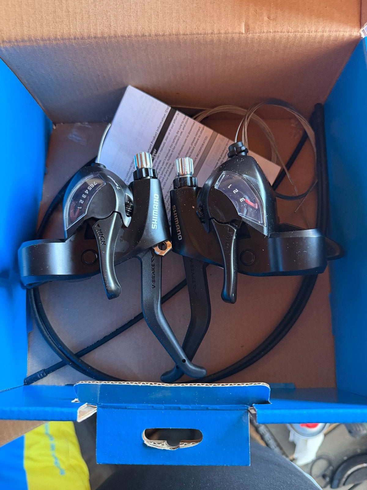 Shimano Shifters met Grepen 3x7 Nieuw in Doos, Overige typen, Ophalen of Verzenden, Stadsfiets, Nieuw