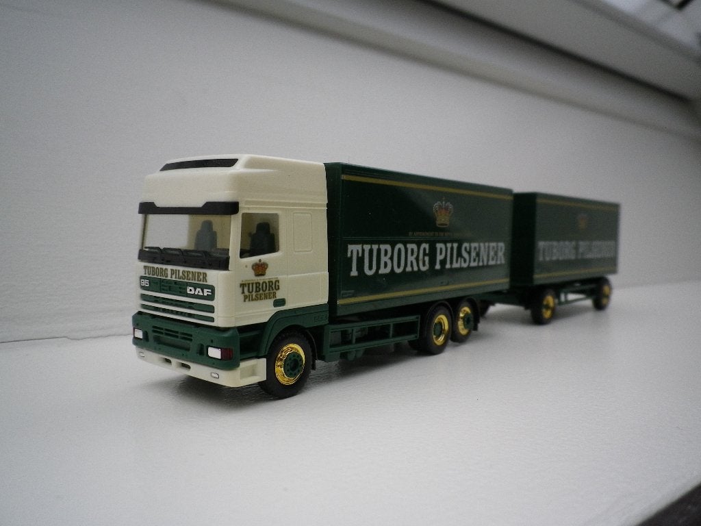 Herpa DAF 95- 500 tuborg Pilsener Danmark combi, Ophalen of Verzenden, Gebruikt, Bus of Vrachtwagen, Herpa