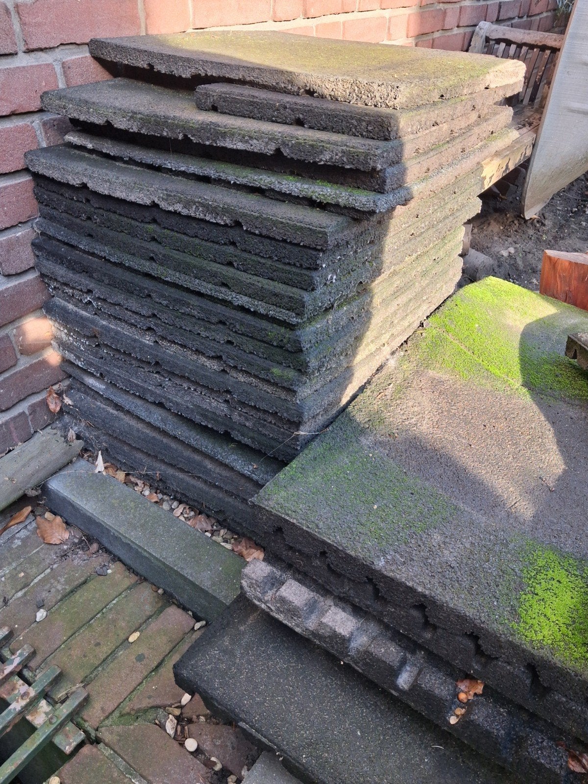 Gebruikte rubberen tegels voor terras of speelplaats, Tuin en Terras, Ophalen, Gebruikt, Rubber, 10 m² of meer