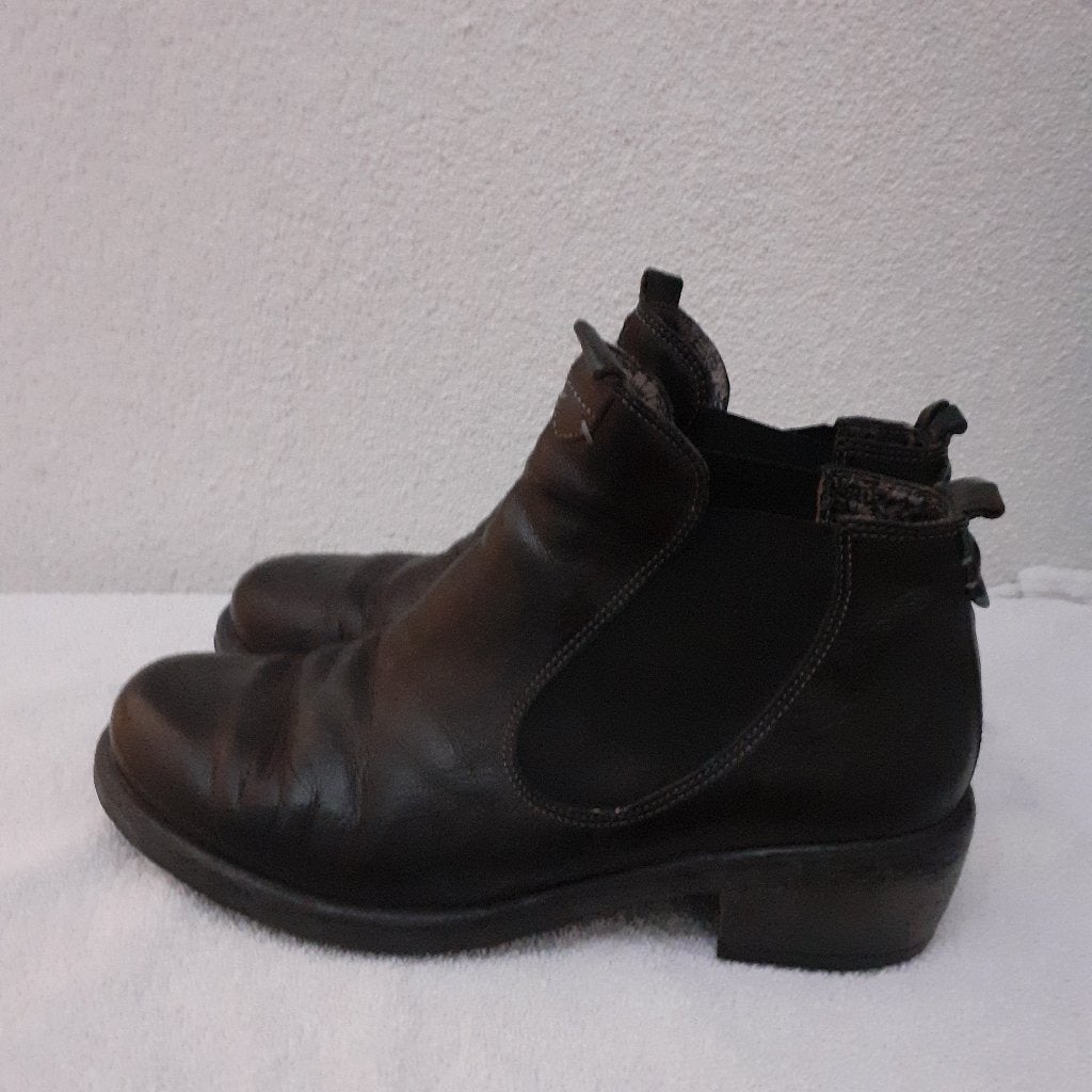 think schoenen 39, Zwart, Lage of Enkellaarzen, Ophalen of Verzenden, Gedragen