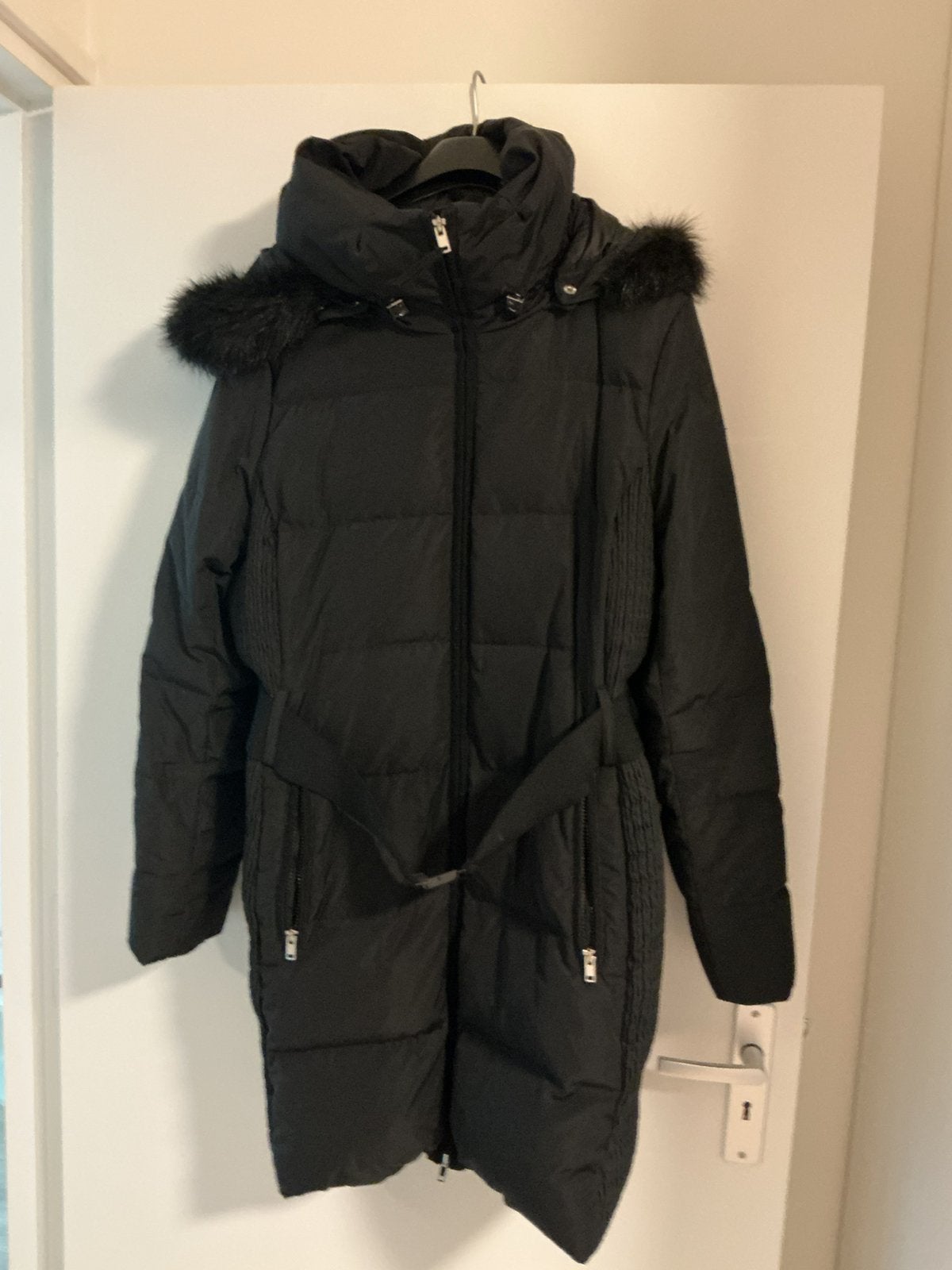 Jas Esprit, Kleding | Dames, Jassen | Winter, Ophalen, Zo goed als nieuw, Maat 42/44 (L), Zwart