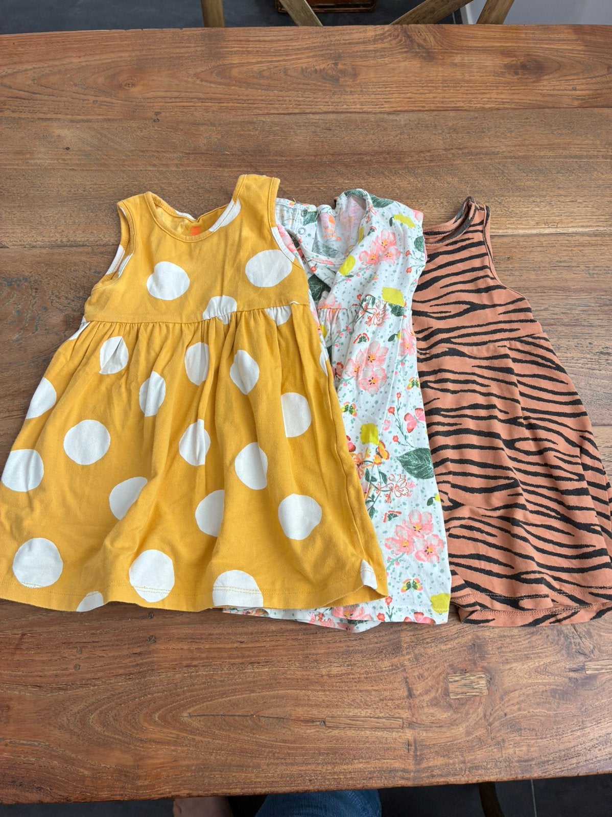 3 zomerjurkjes, Kinderen en Baby's, Babykleding | Maat 86, Ophalen of Verzenden, Gebruikt, Meisje, Jurkje of Rokje