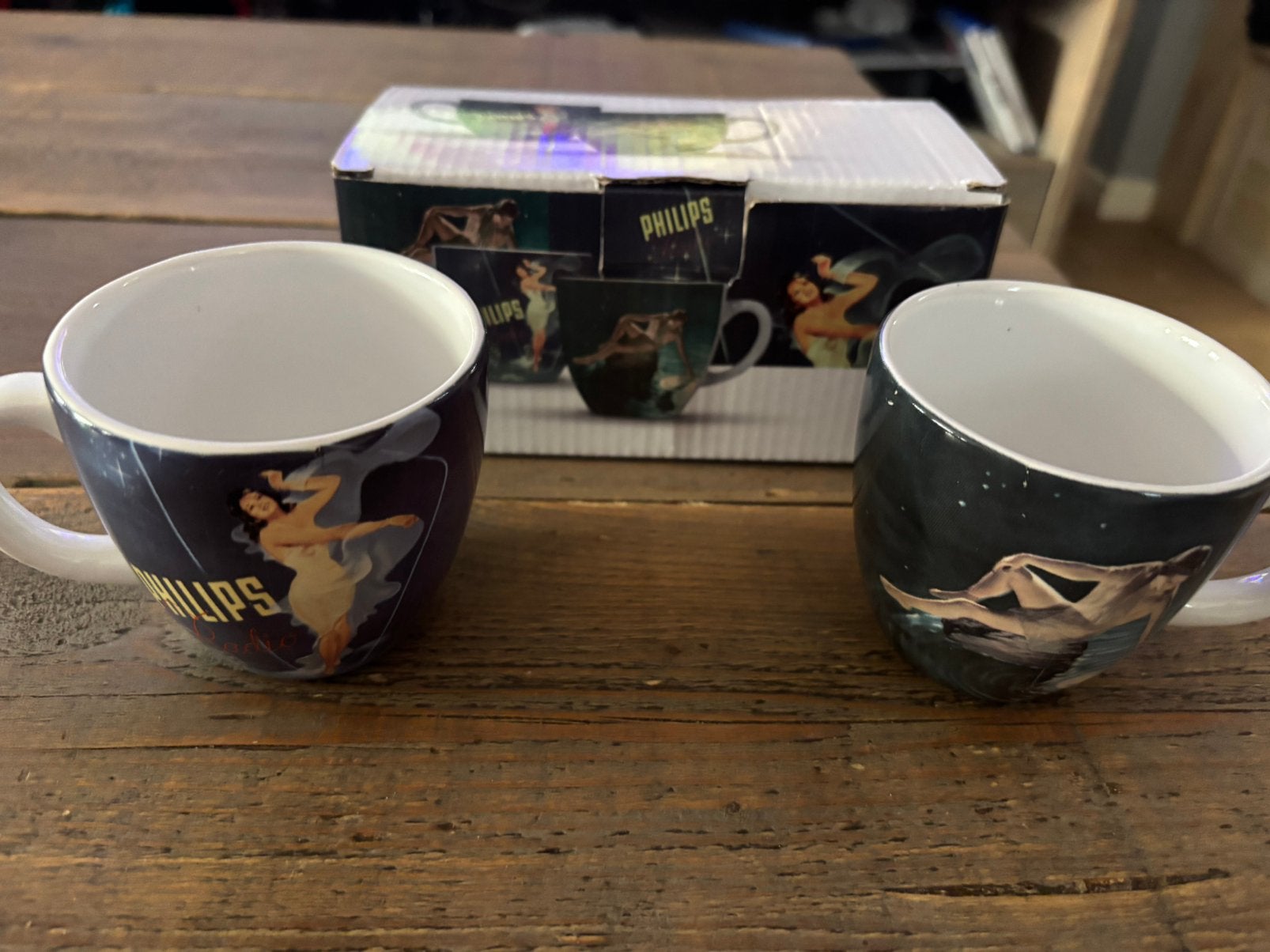 New:  2x Philips Koffiemokken (Philips museum, Ophalen of Verzenden, Nieuw, Overige stijlen, Kop(pen) en/of Schotel(s)