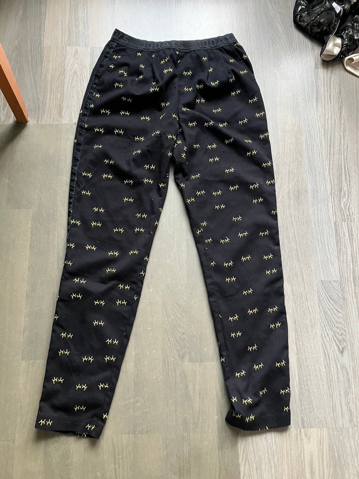 Mooie merk broek van 10 days mast M super koopje, Maat 38/40 (M), Zwart, Ophalen of Verzenden, Zo goed als nieuw
