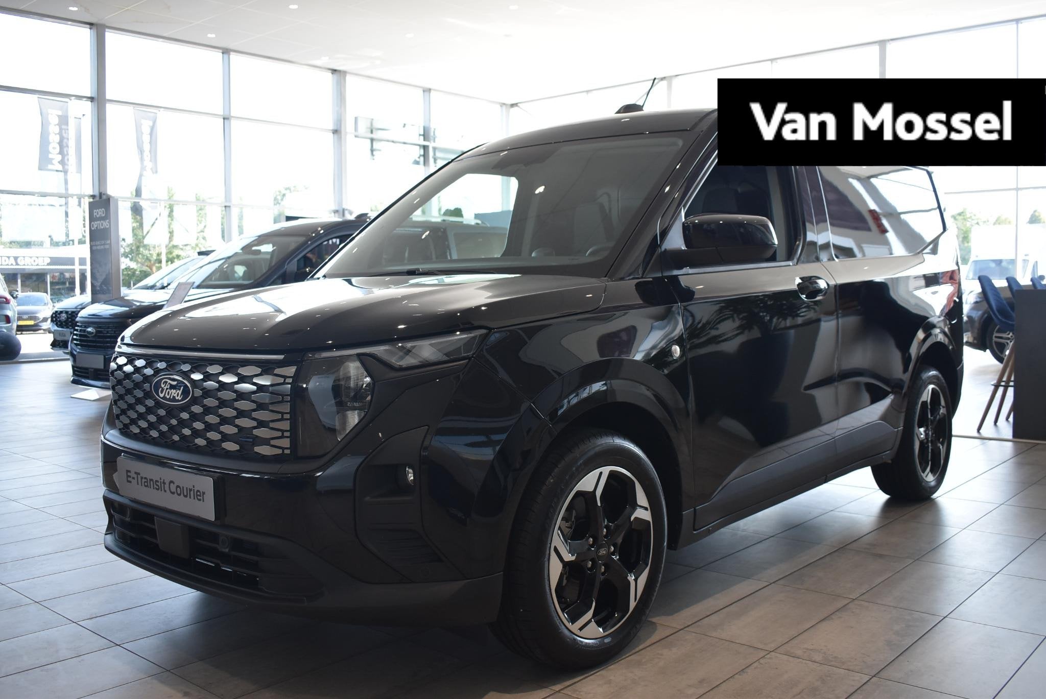 Ford E-Transit Cour. Limited 44 kWh | Showroom Voorraad | Tr, Auto's, Origineel Nederlands, 1524 kg, Nieuw, 2 stoelen
