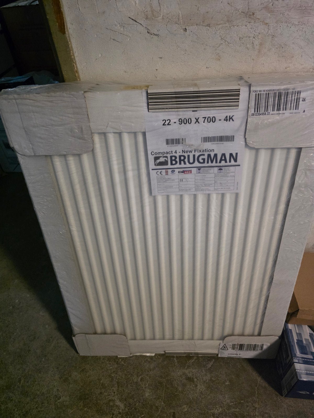Nieuwe Brugman Compact 4 Radiator 900x700mm, Ophalen, Radiator, Nieuw, 60 tot 150 cm