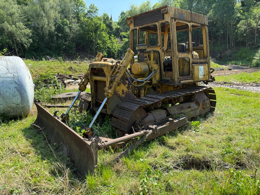 Caterpillar Bulldozer - Opknapper/Onderdelen, Zakelijke goederen, Agrarisch | Werktuigen, Ophalen of Verzenden