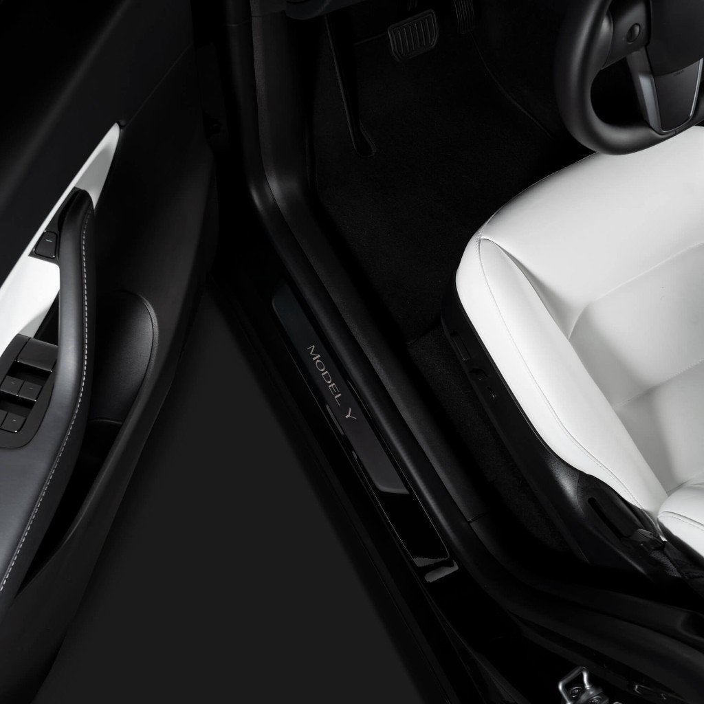 Foto 9 van Tesla Model Y verlichte dorpellijsten origineel nieuw