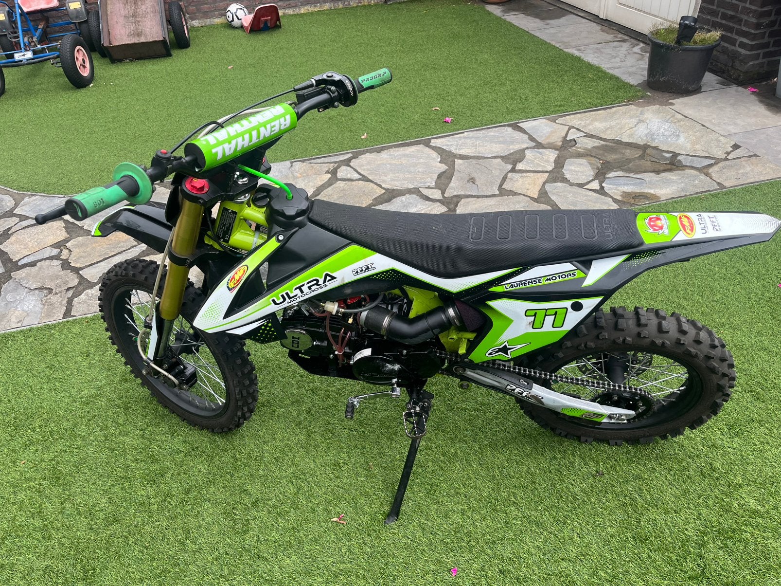 Ultra pitbike 125cc, Ophalen, Zo goed als nieuw, Pitbike