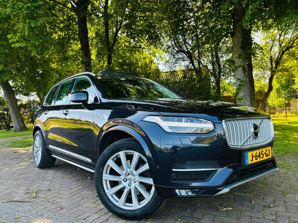 Volvo XC90 D5 AWD Inscription dealeronderhouden, Auto's, Volvo, 4 cilinders, 1969 cc, Blauw, 226 €/maand