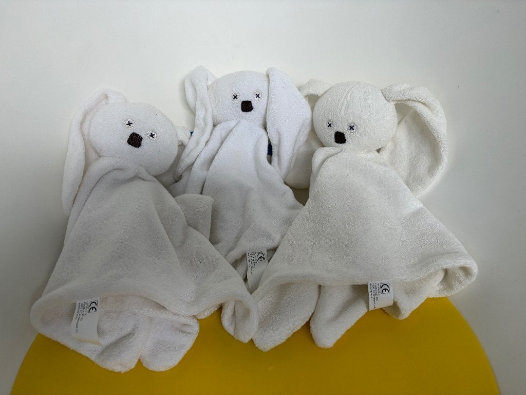 K2063 hema doek konijn wit badstof kruisoogjes, Ophalen of Verzenden, Zo goed als nieuw, Overige typen