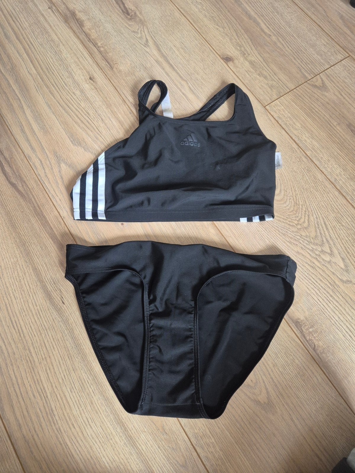 Adidas bikini zwart met witte strepen, Adidas, Zwart, Ophalen of Verzenden, Zo goed als nieuw