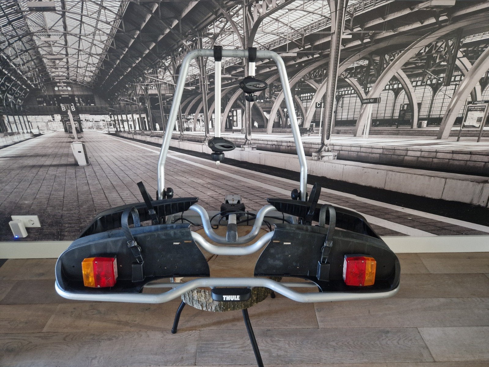 Thule EuroPower 916 Kantelbare Fietsendrager voor 2 E Bikes, Auto diversen, Ophalen, Elektrische fiets, Zo goed als nieuw, 2 fietsen