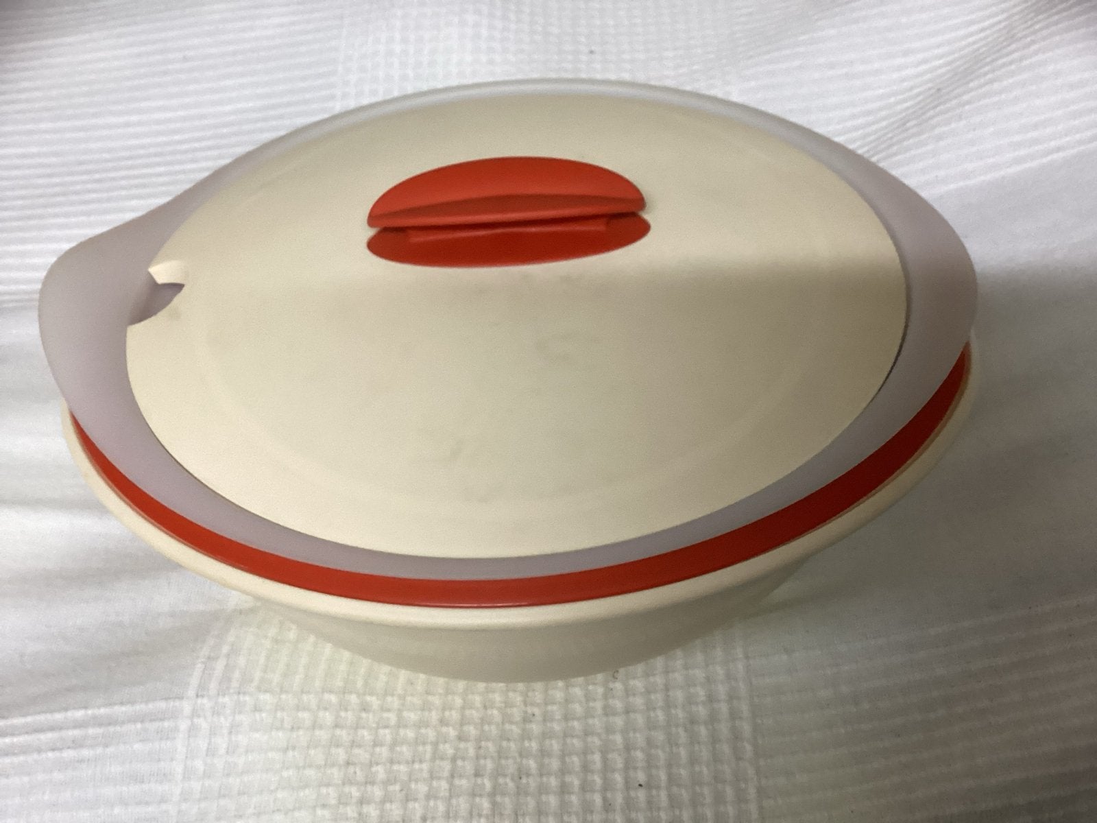 Tupperware Schaal - Crème met Oranje accenten, Ophalen of Verzenden, Zo goed als nieuw, Crème, Schaal