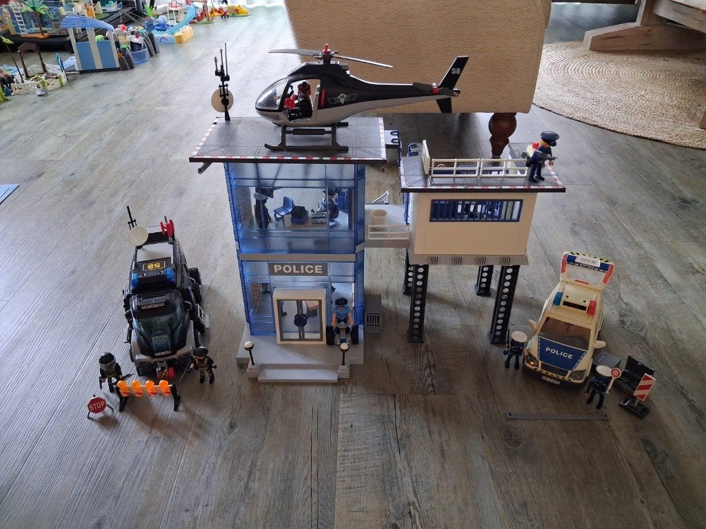 Playmobil 5182 politiebureau met andere sets, Ophalen of Verzenden, Gebruikt