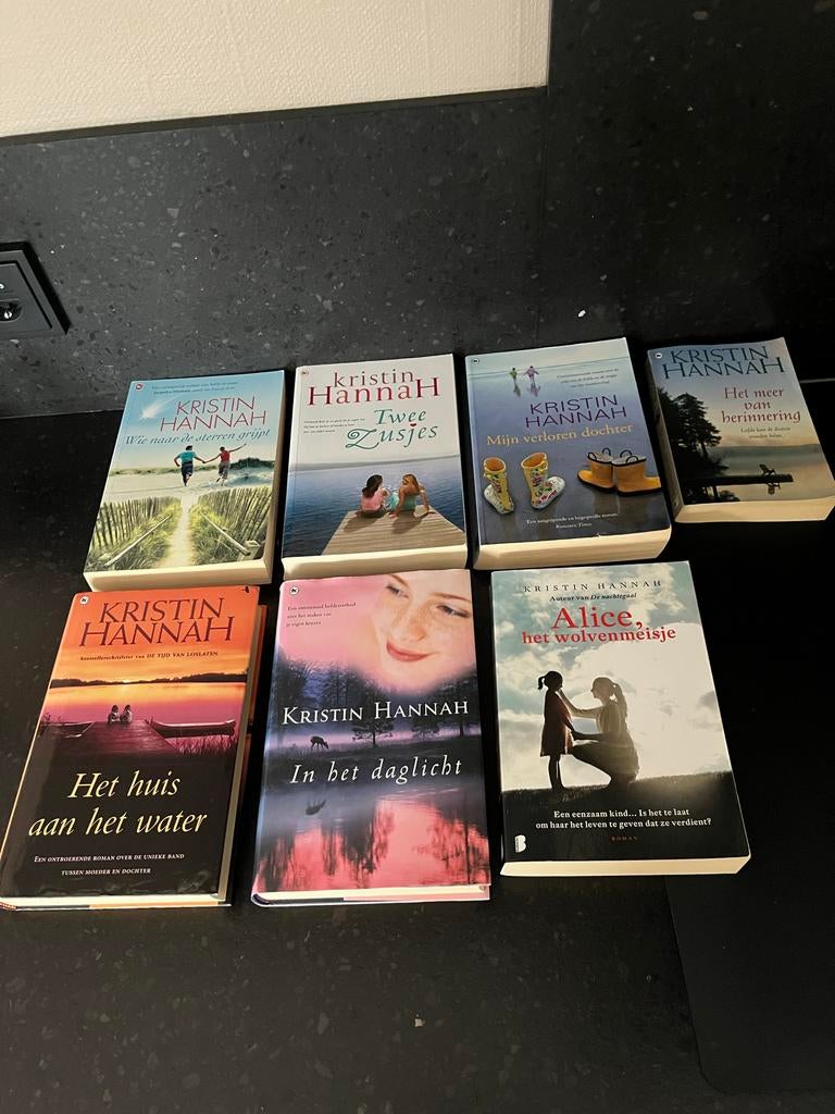 Kristin Hannah Boekenpakket - 7 Romans, Boeken, Ophalen of Verzenden, Gelezen, Nederland
