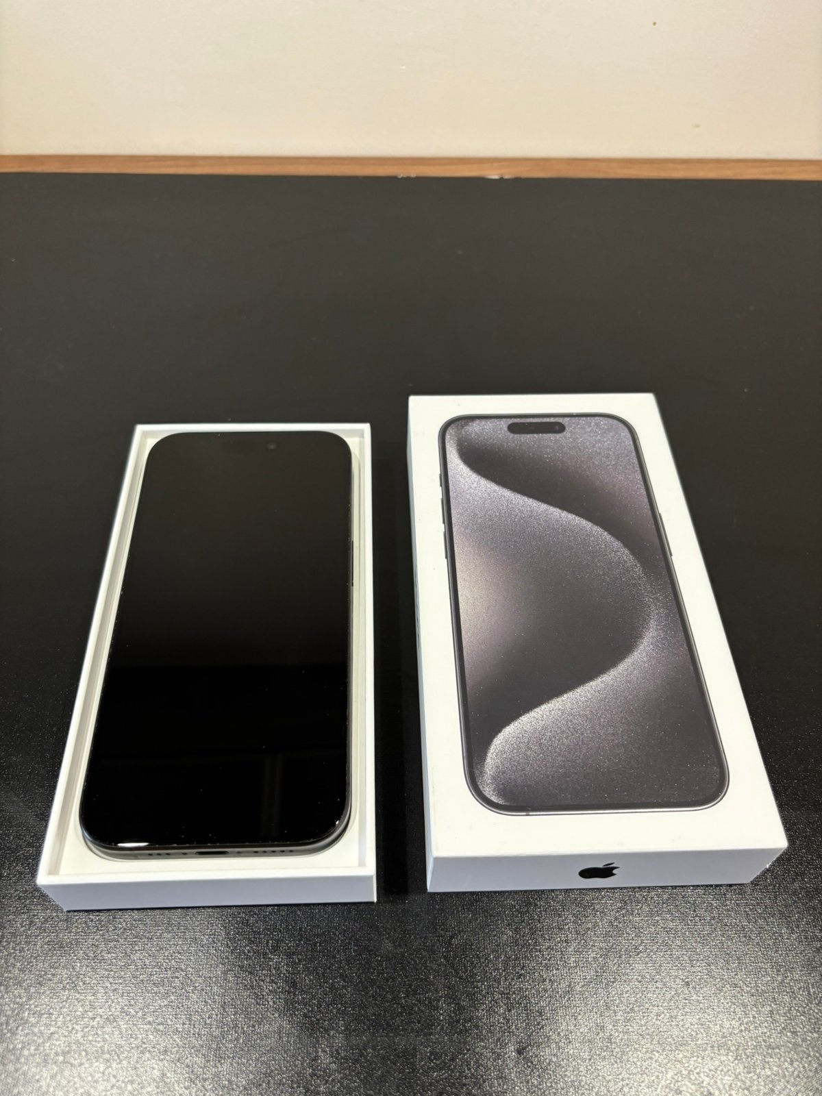 Iphone 15 Pro Volledig Nieuwstaat en Krasvrij 88% Batterij, Ophalen, 128 GB, Zwart, 88 %