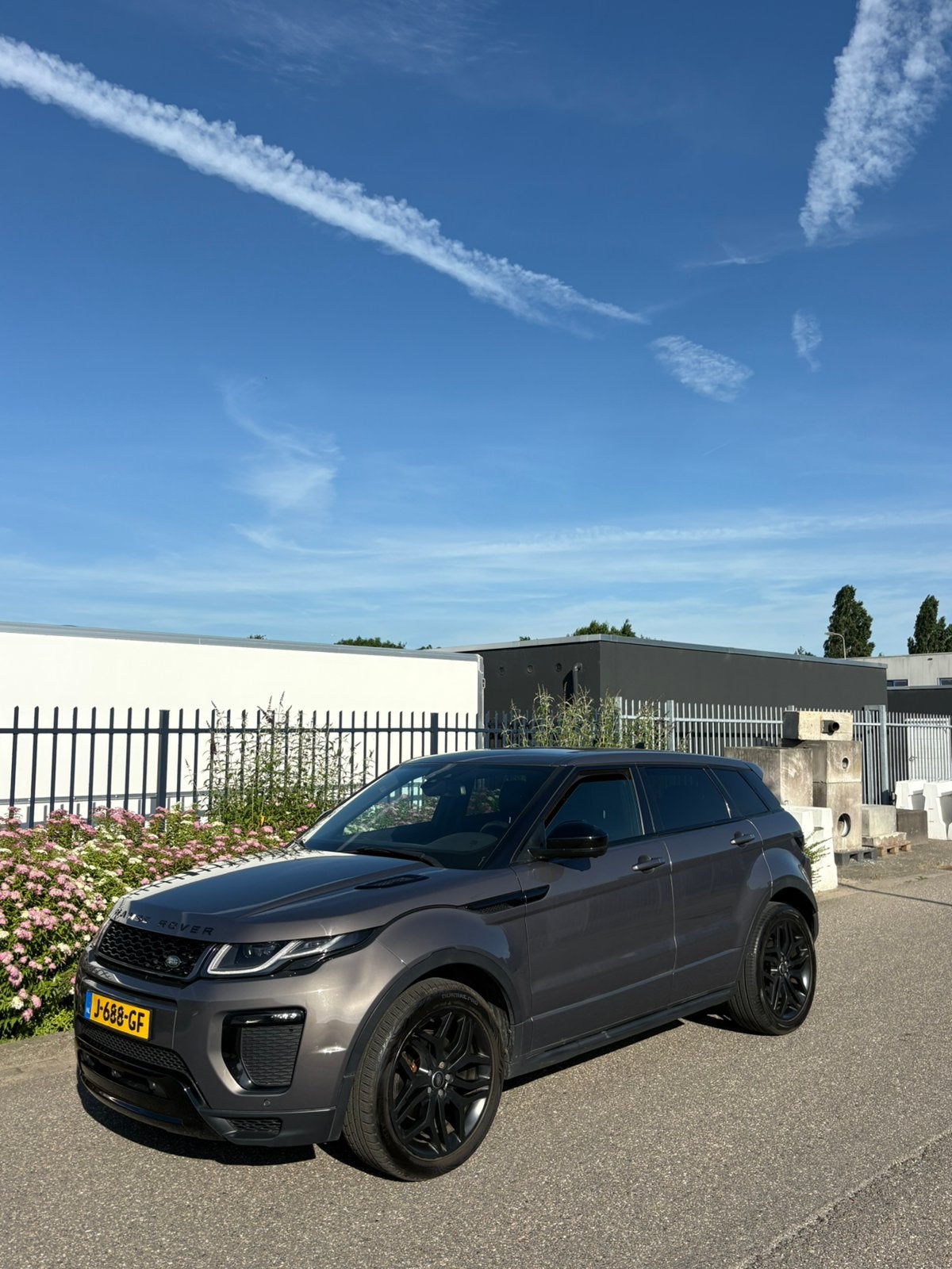 Range Rover Evoque 2.0 TD4 Autobiography Automaat 130.000 km, Auto's, Automaat, 2000 kg, 179 pk, Leder