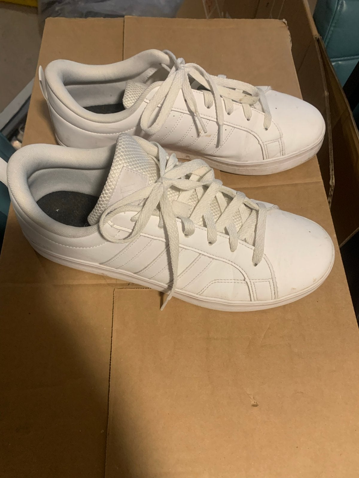 Adidas sneakers wit maat 43 1/3, Ophalen of Verzenden, Gedragen, Wit, Sneakers of Gympen