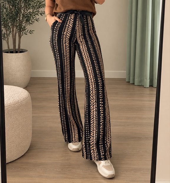 Mooie flared broek zwart/bruin met leren riempje, Zwart, Nieuw, Ophalen of Verzenden, Maat 36 (S)