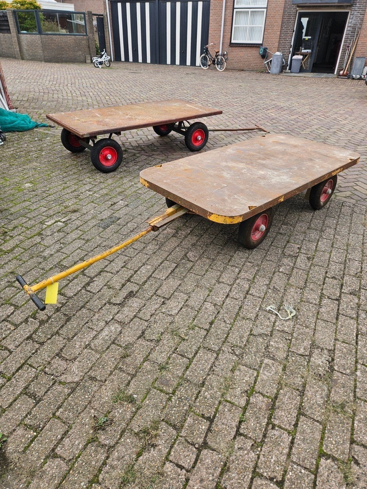 Handtrekwagen transportwagen 200x100cm

Handtrekwagen transp