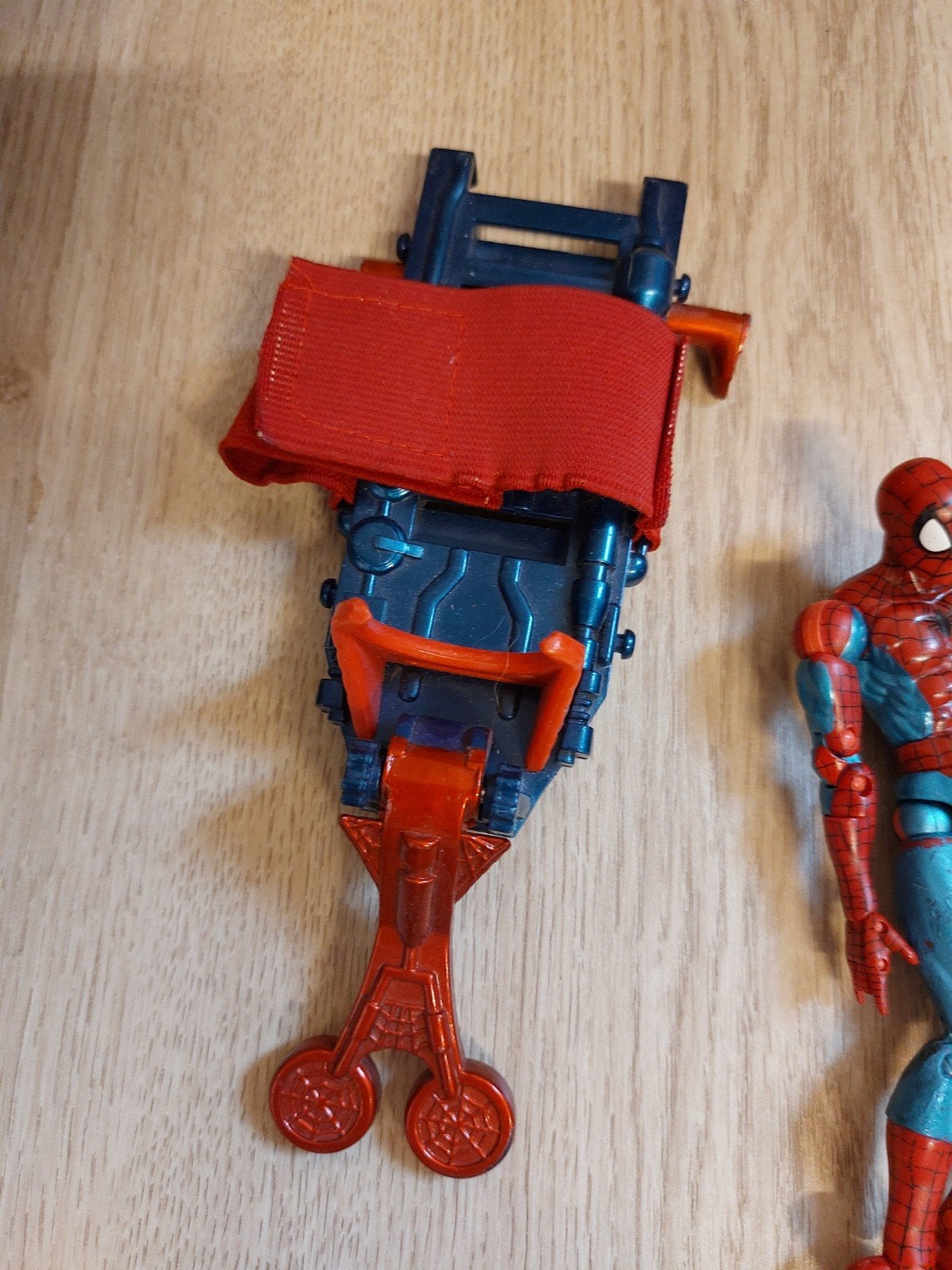 Spiderman figuur met gliders, Ophalen of Verzenden