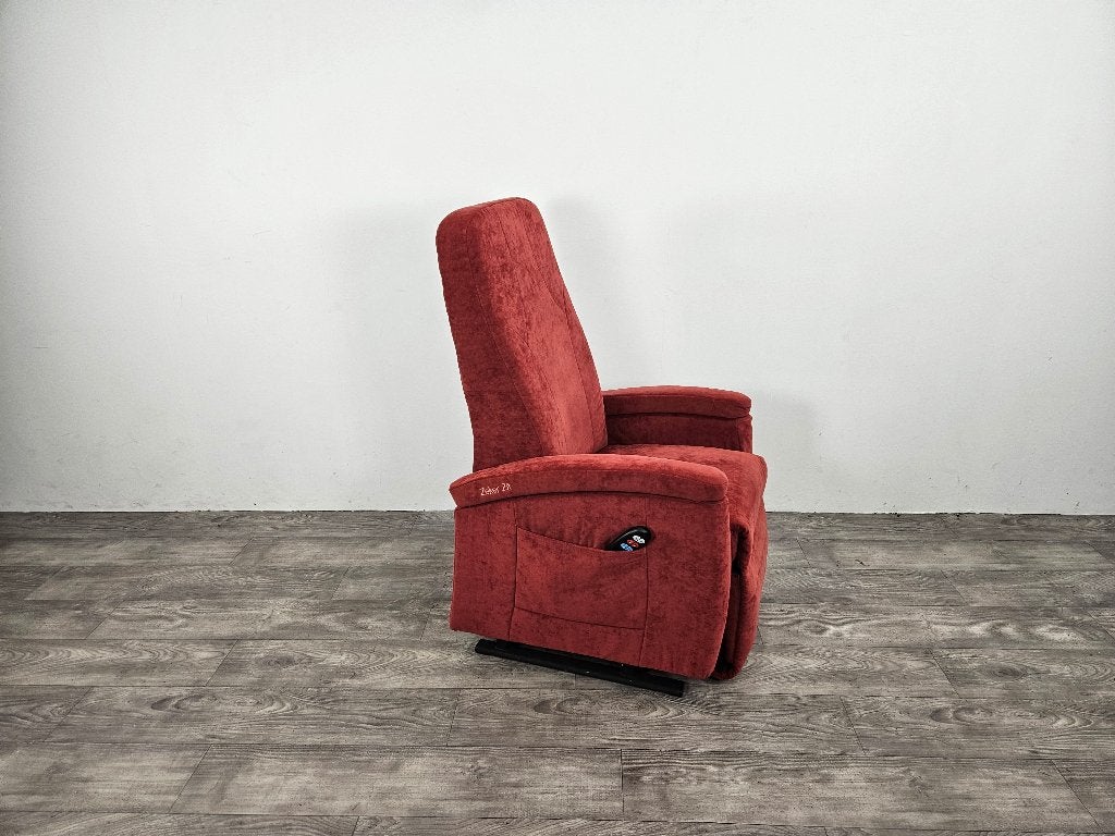 Foto 6 van Luxe sta-op stoel huren €70,- pm