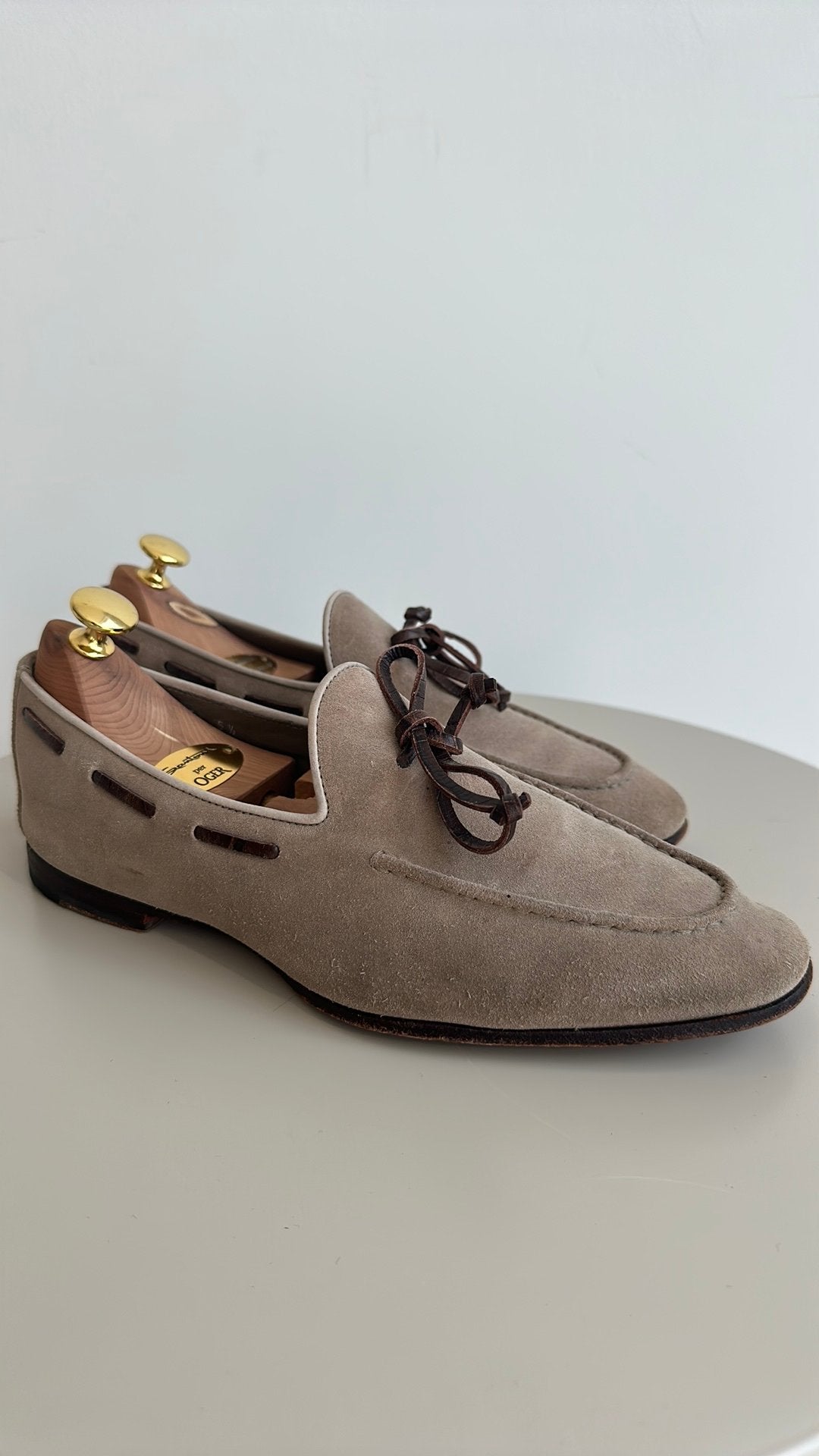 SANTONİ Suede Loafers Natural (Beige), Maat 5,5 (UK), Ophalen of Verzenden, Zo goed als nieuw, Overige kleuren, Loafers