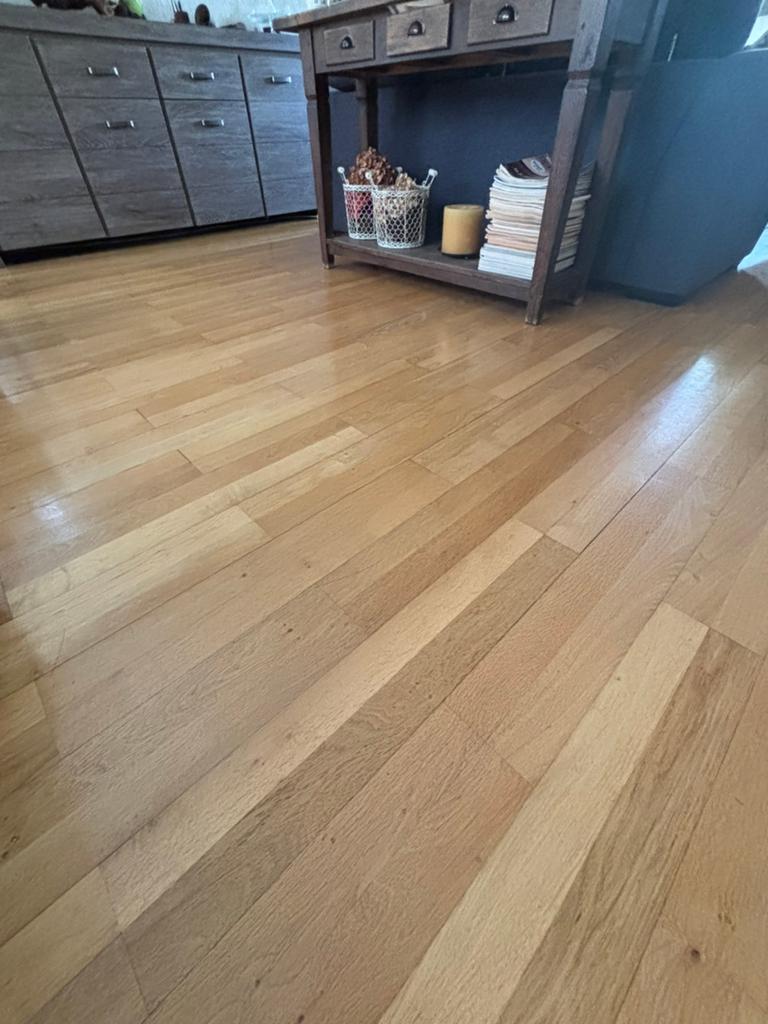 Parketvloer licht eiken, ongeveer 45-50 m2, Zo goed als nieuw, 10 m² of meer, 10 tot 30 cm, Hout