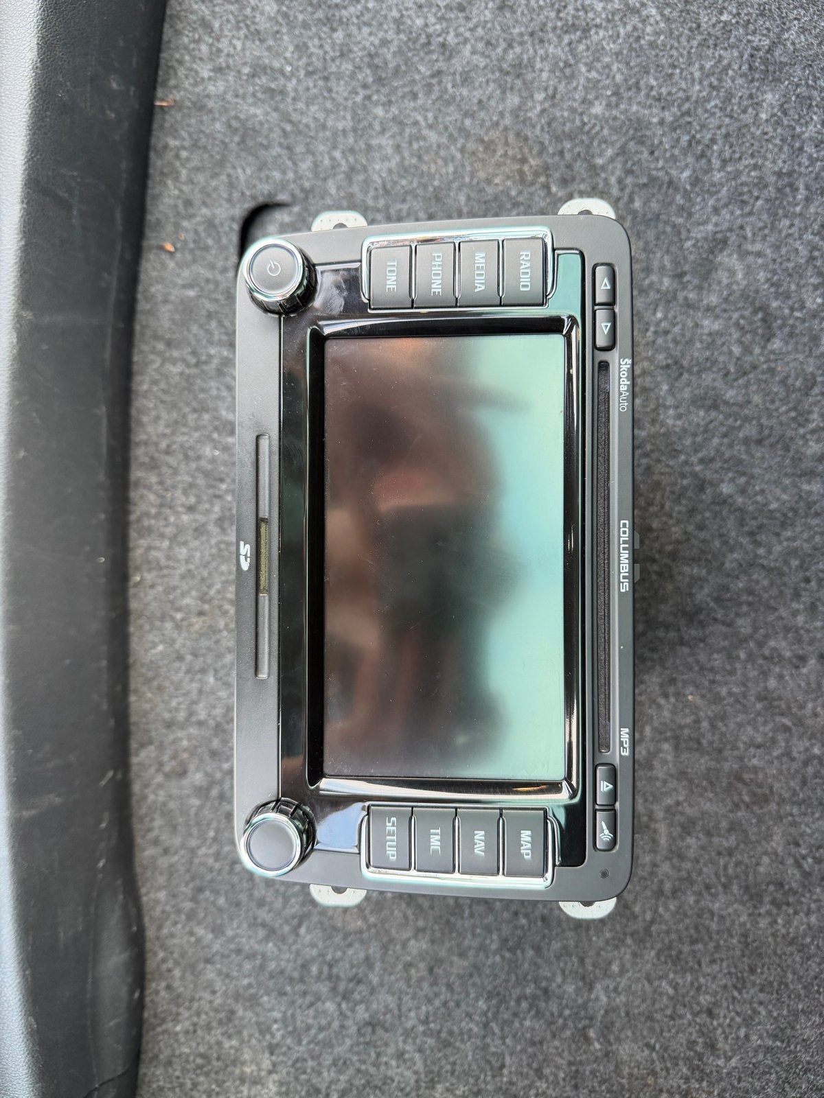 Skoda Navigatie Columbus, Ophalen, Gebruikt