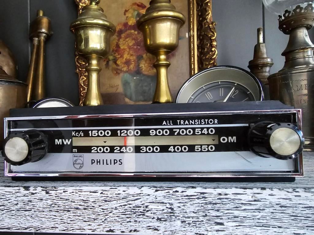 Antieke philips autoradio type 22rn386 tbv oldtimer €49, Auto diversen, Ophalen of Verzenden, Zo goed als nieuw