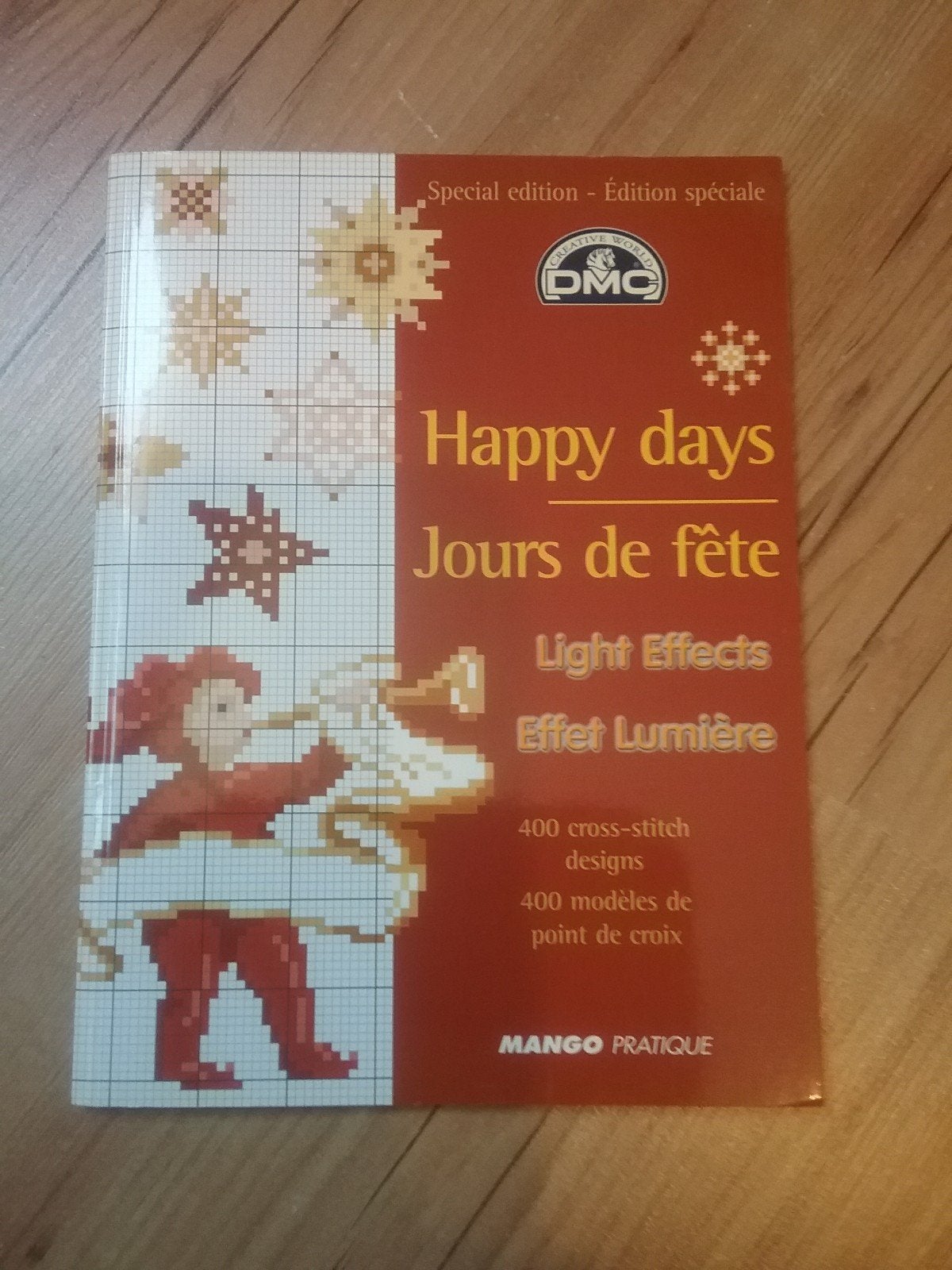 Happy days  van DMC ,een boekje met borduur patroontjes., Hobby en Vrije tijd, Ophalen of Verzenden, Patroon