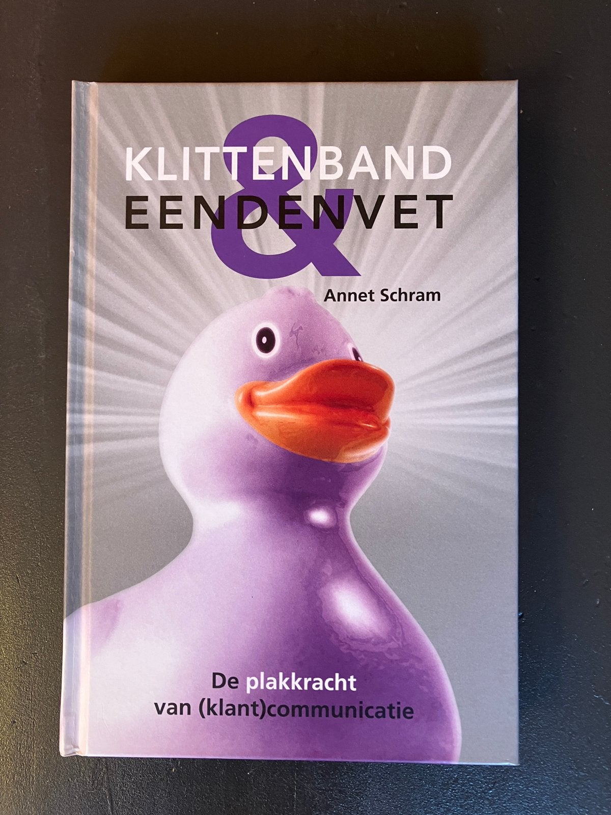 Klittenband en Eendenvet - Annet Schram, Boeken, Ophalen of Verzenden, Nieuw