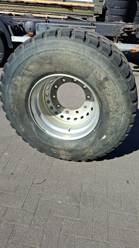 Banden 8 X 445/65R22.5, Auto-onderdelen, Vrachtwagen-onderdelen, Ophalen, Nieuw, Overige merken
