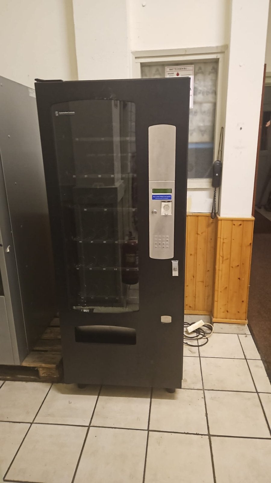 Verkoopautomaat Snoepautomaat, Ophalen, Zo goed als nieuw