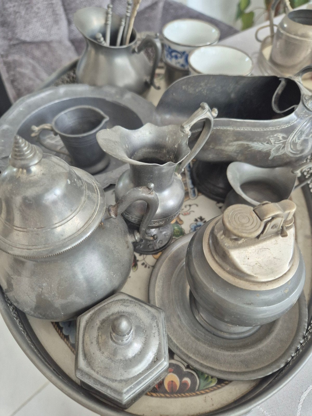 Antiek tinnen dienblad met koffieservies, Antiek en Kunst, Ophalen