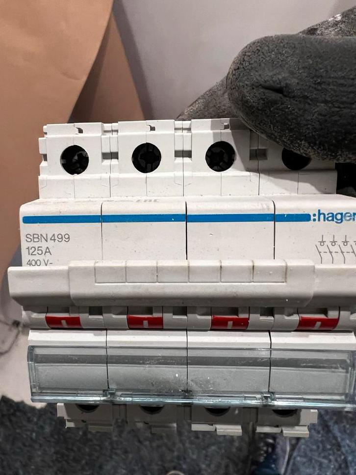 Nieuw Hager hoofdschakelaar (lastscheider)4 polig, 125A 400v, Ophalen of Verzenden, Nieuw, Schakelaar