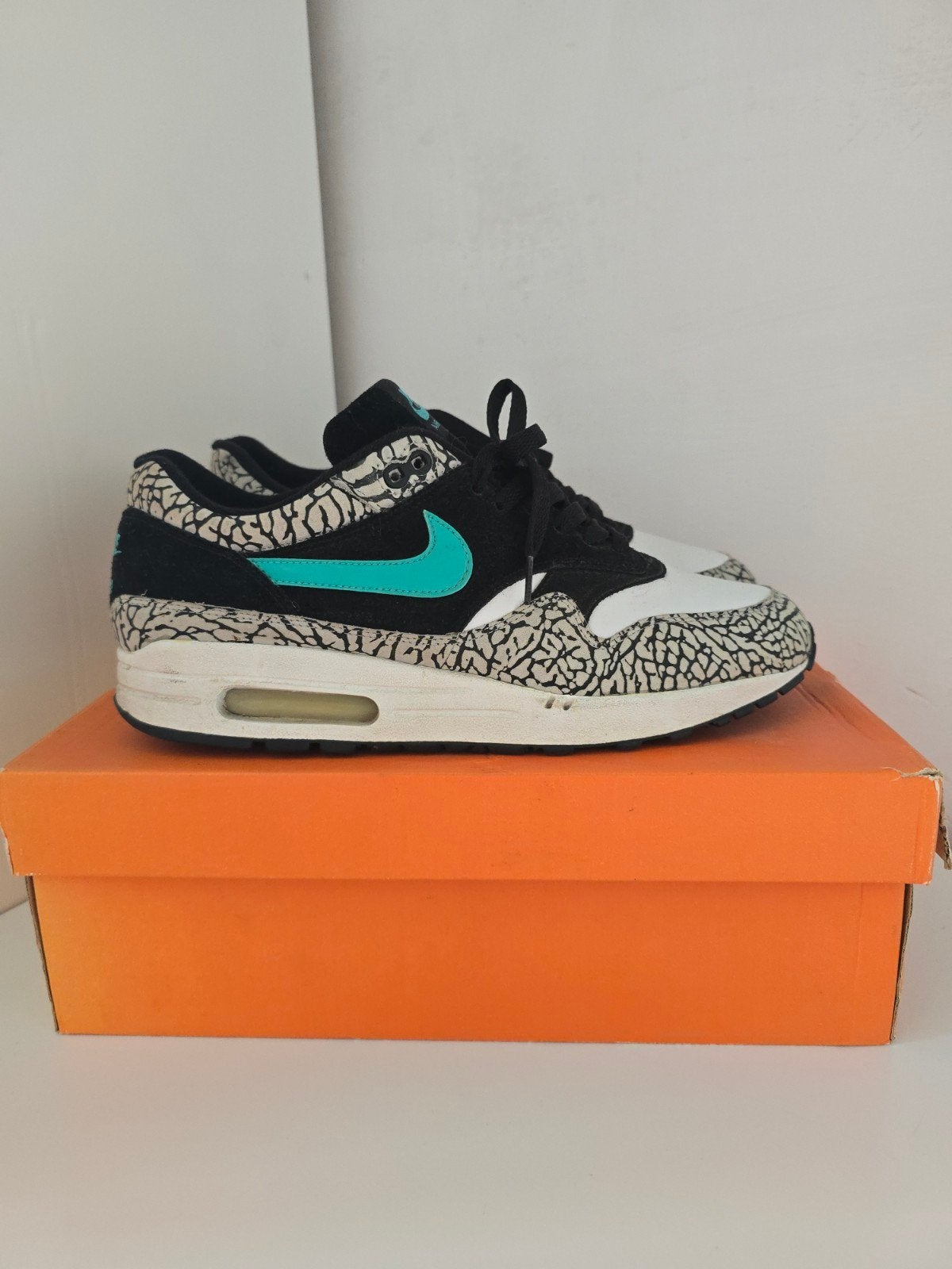 Nike Air Max 1 Premium 'Elephant' 2007 - EU 44, Nike air max, Overige kleuren, Ophalen of Verzenden, Sneakers of Gympen