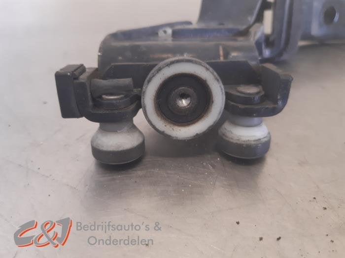 Schuifdeurrol rechts van een Volkswagen Caddy (LA5W), Gebruikt, -, Volkswagen, -