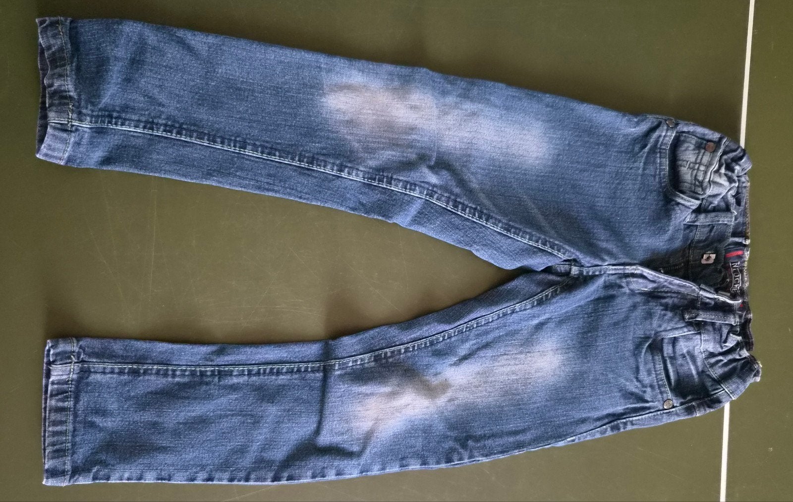 Stoere spijkerbroek maat 110 voor jongens, Broek, Gebruikt, UNLOCHED, Ophalen of Verzenden
