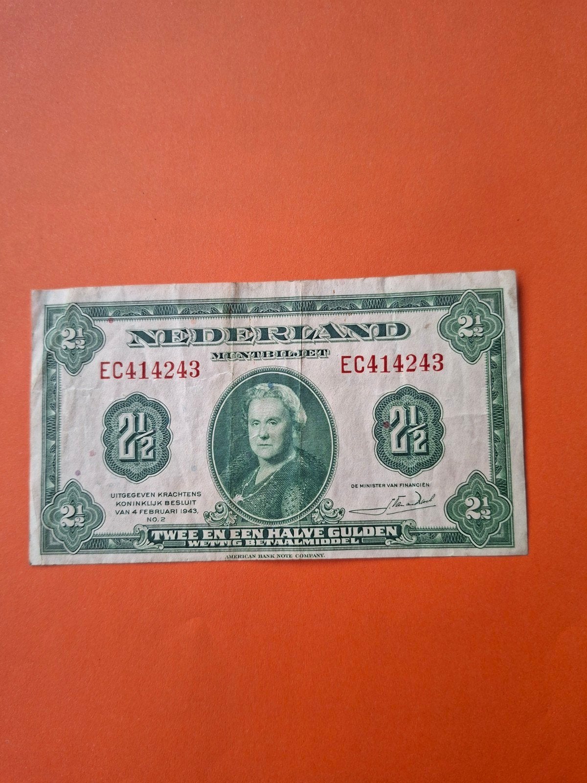 2,5 gulden Wilhelmina uit 1943 in ZF
Serie nummer EC 414243, Postzegels en Munten, Bankbiljetten | Nederland, Ophalen of Verzenden