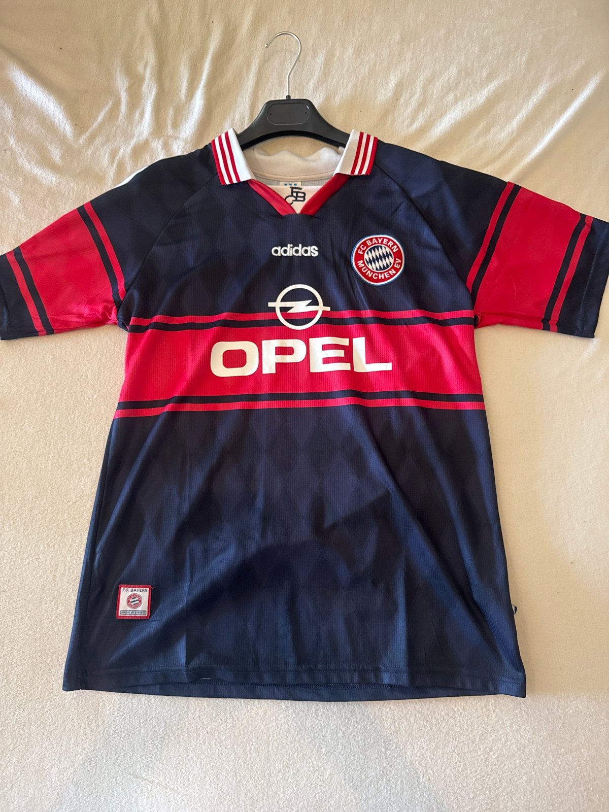 Vintage Adidas FC Bayern München Thuisshirt  Matthäus Maat M, Kleding | Heren, Ophalen of Verzenden, Voetbal, Gedragen, Maat 48/50 (M)